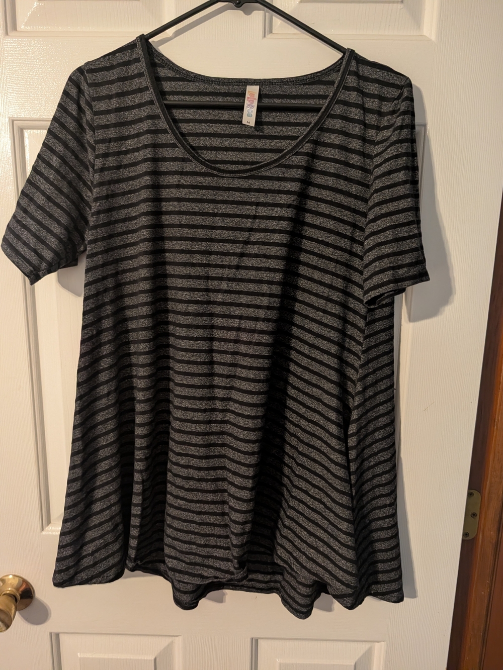 LuLaRoe Perfect Tee | Black & Heather Gray Striped Swing Top Medium